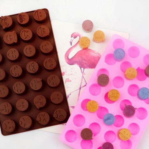 28 cavity smiley silicon mold