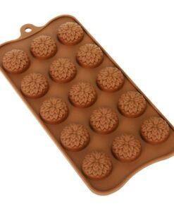 15 Cavity Round Flower Design