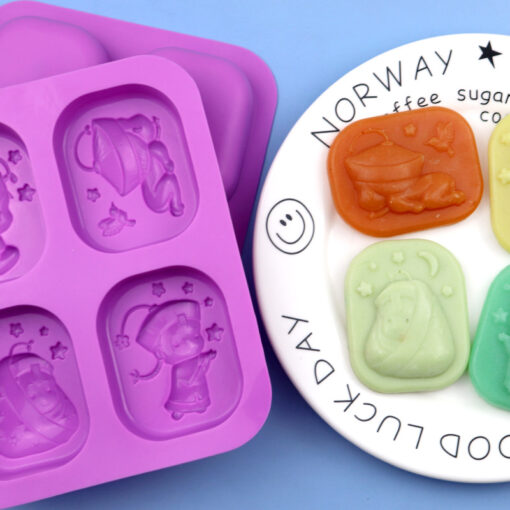 4 Cavity Stiff fish Silicone Mold