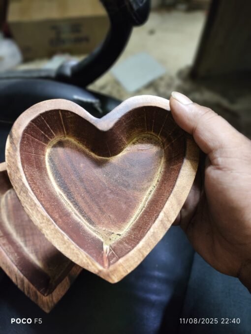 Vedini Premium Wooden Heart Shape Candle Bowl – Rustic Handcrafted Dough Bowl for Soy, Beeswax & Luxury Multi-Wick Candle Making | Decorative & Reusable Bowl – 3 Sizes (10 cm, 15 cm, 18 cm) - Image 10
